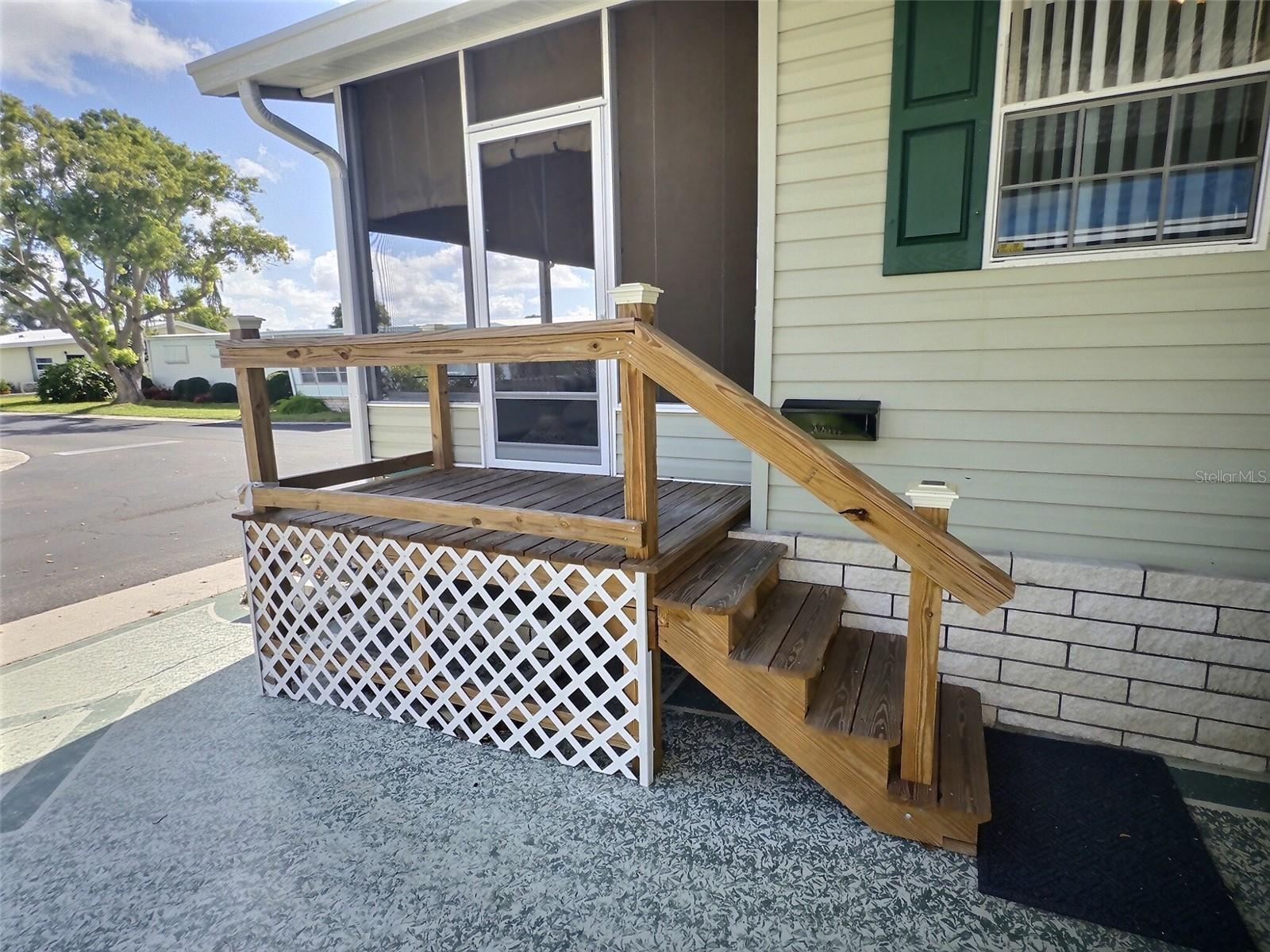 PALM HILL MOBILE HOME PARK UNREC - Residential Lease