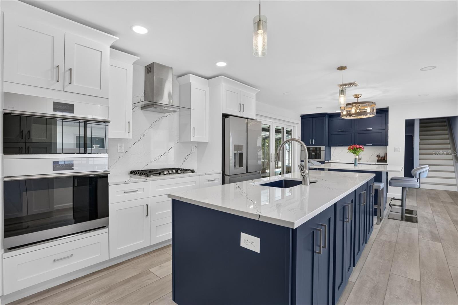 ROSS OAKS - Residential