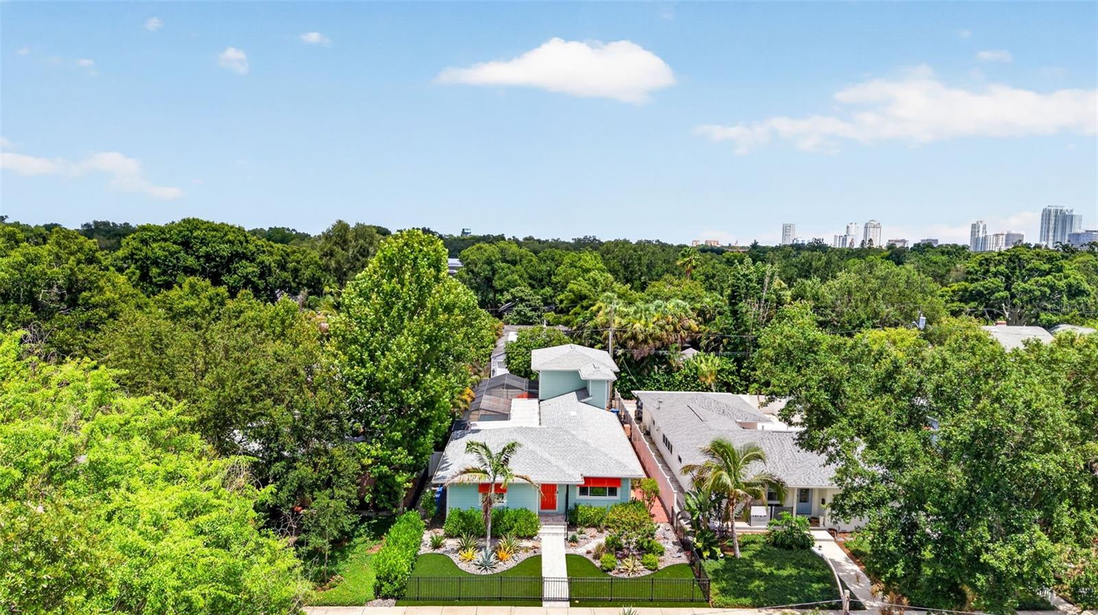 ROSS OAKS - Residential