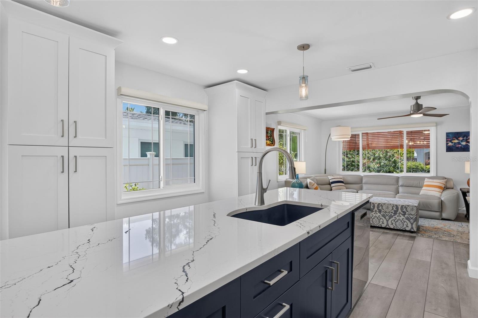 ROSS OAKS - Residential