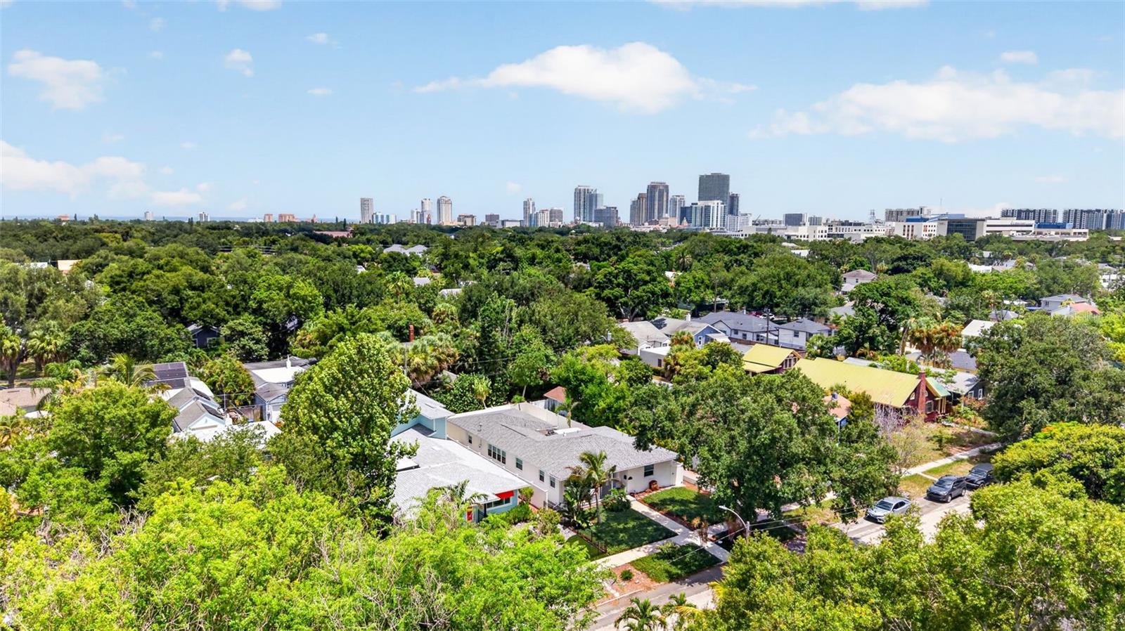 ROSS OAKS - Residential