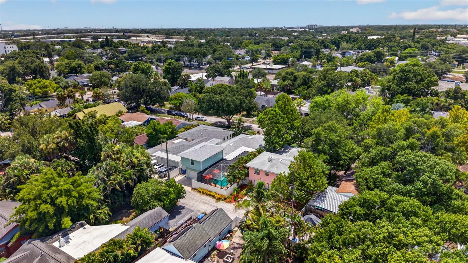 ROSS OAKS - Residential