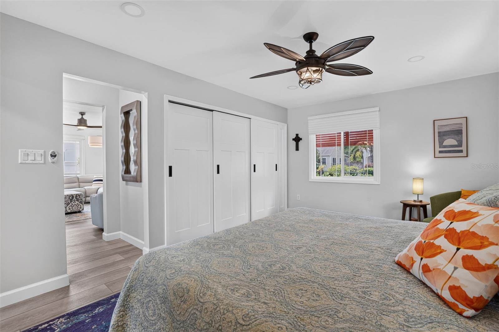 ROSS OAKS - Residential