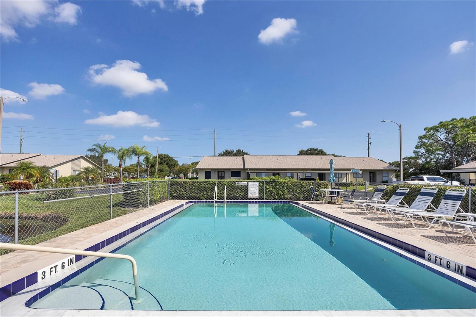 HUNTINGTON WOODS - Residential