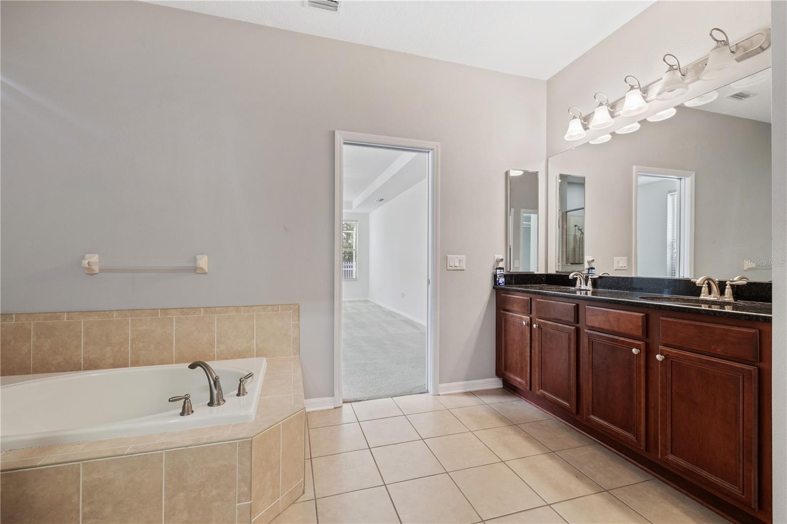 SEVEN OAKS PRCL C-1C/C-1D B-16 - Residential