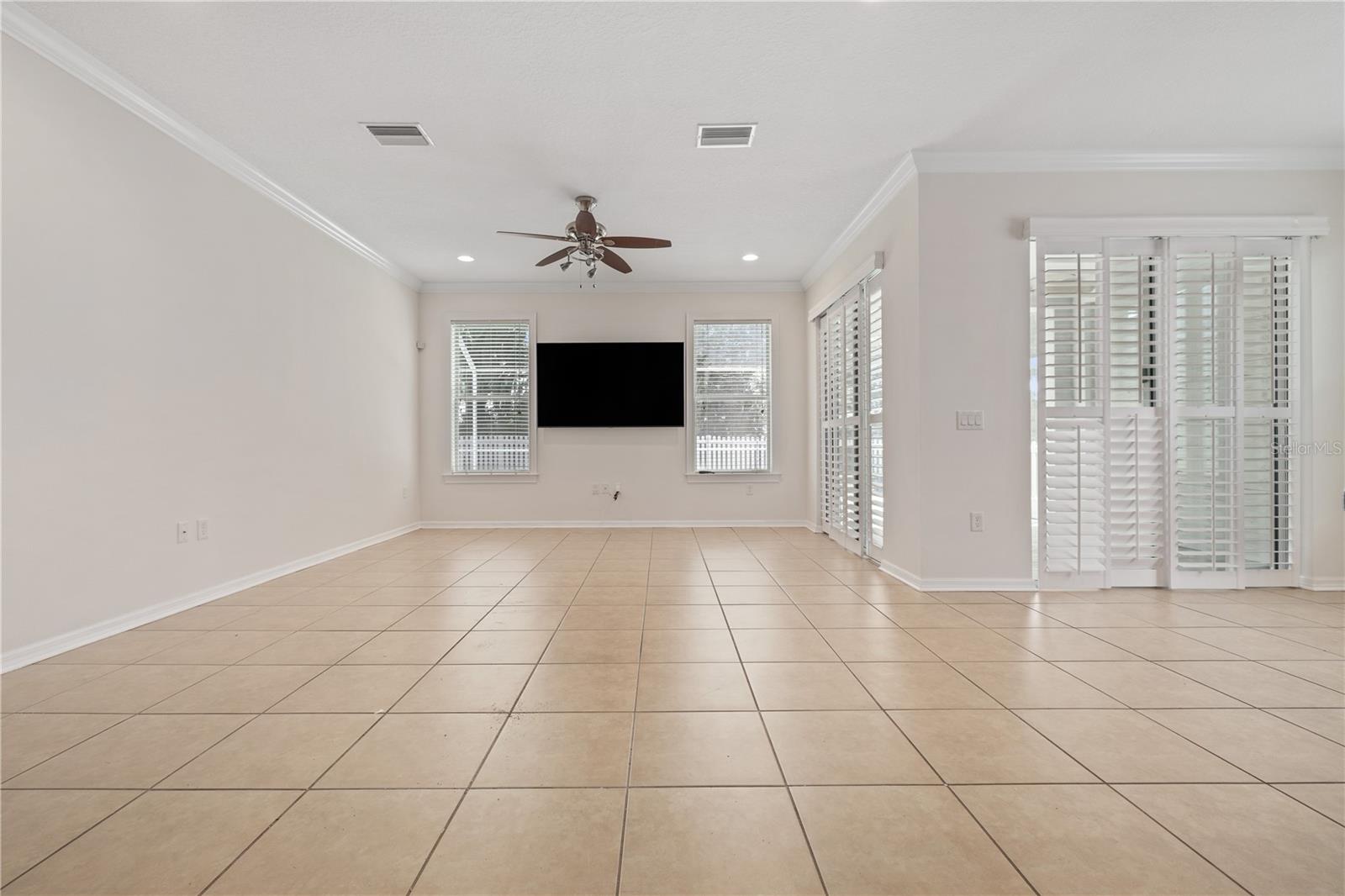 SEVEN OAKS PRCL C-1C/C-1D B-16 - Residential