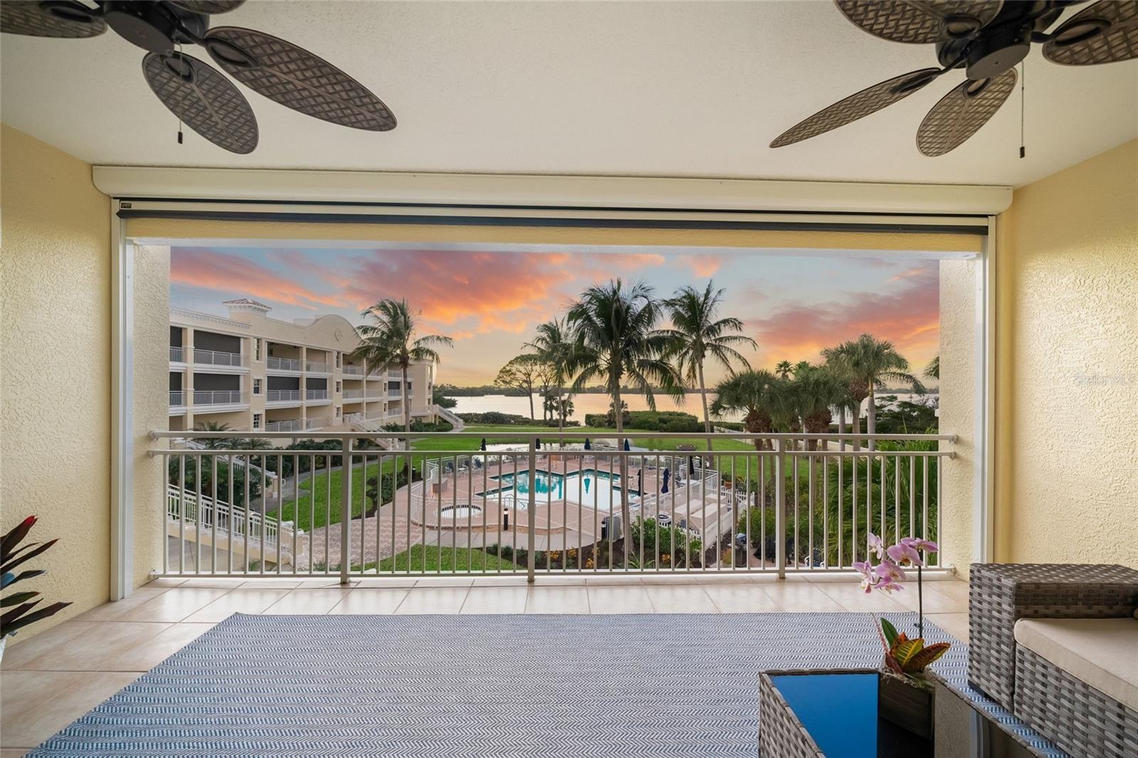 VILLAS/HARBOR VILLAGE - Residential