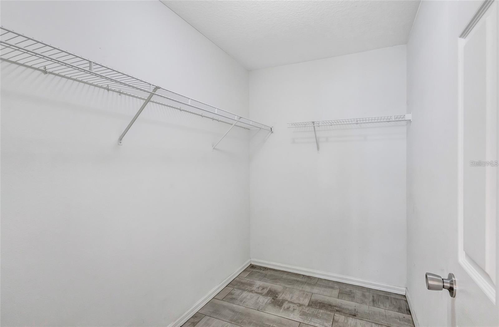 SUMMERVIEW OAKS SUB - Residential