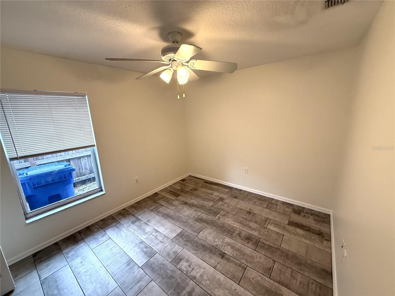 SUMMERVIEW OAKS SUB - Residential