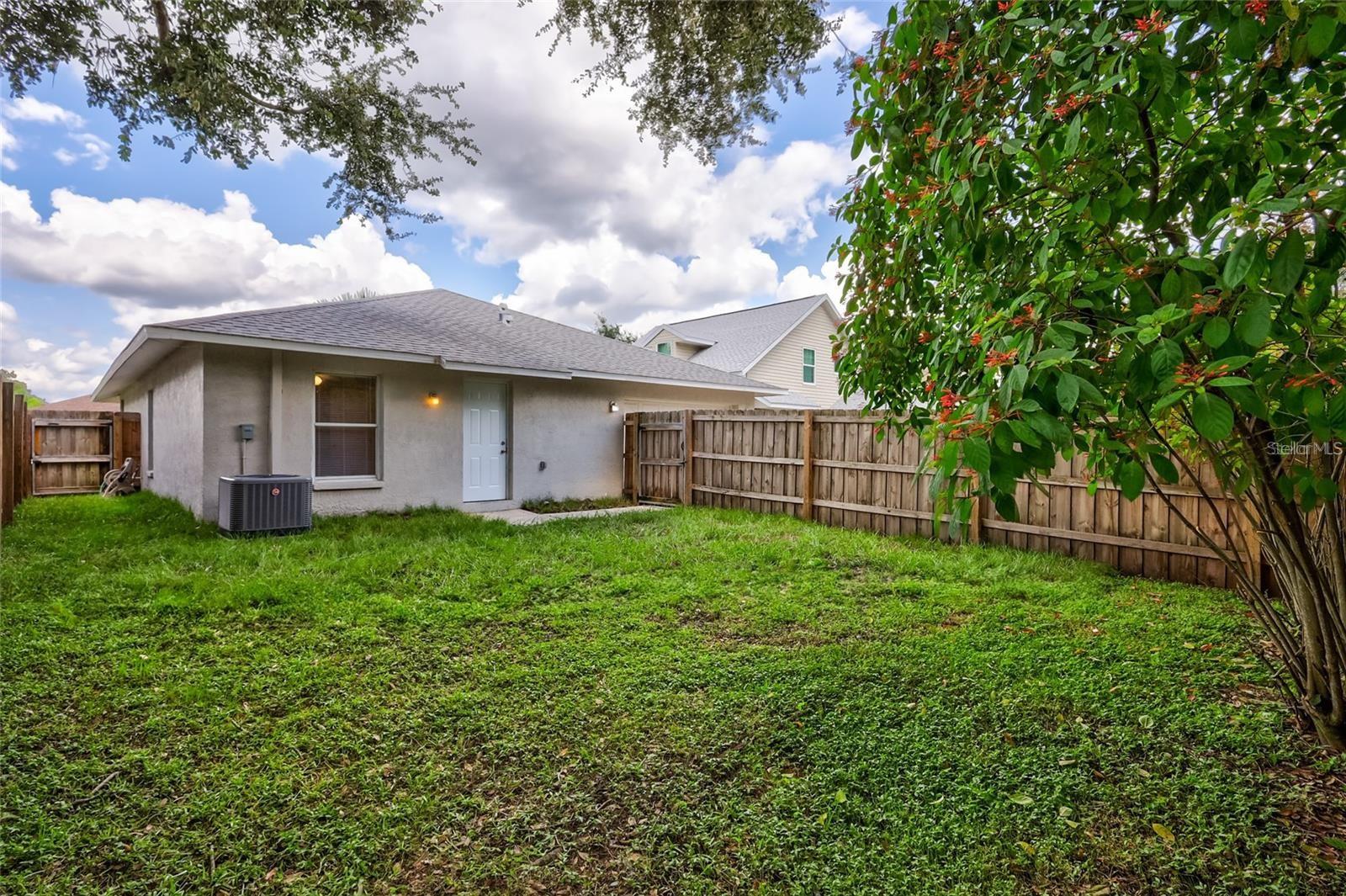 SUMMERVIEW OAKS SUB - Residential