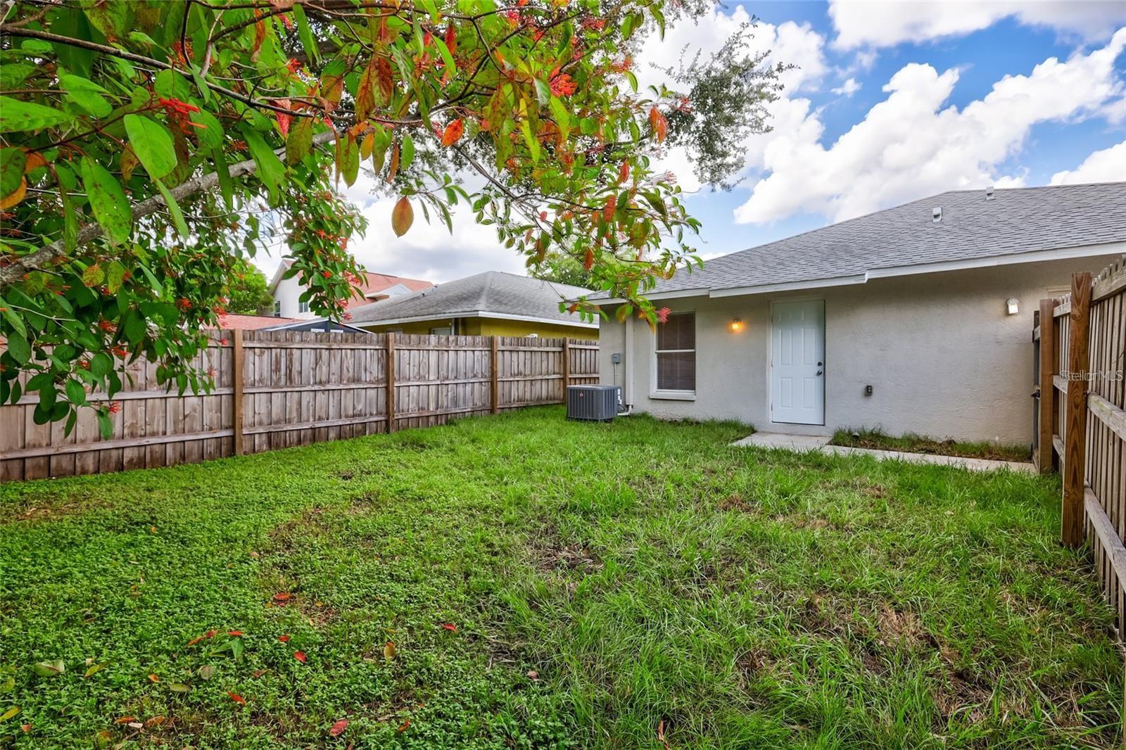 SUMMERVIEW OAKS SUB - Residential