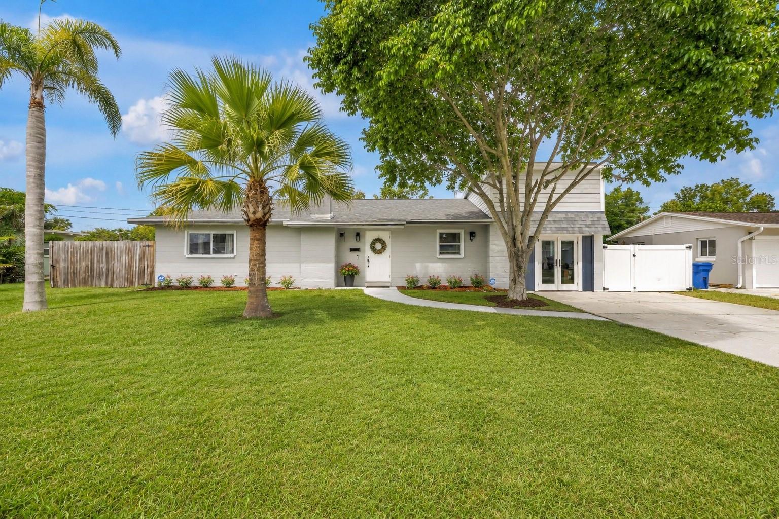 MEADOW LAWN 9TH ADD - Residential