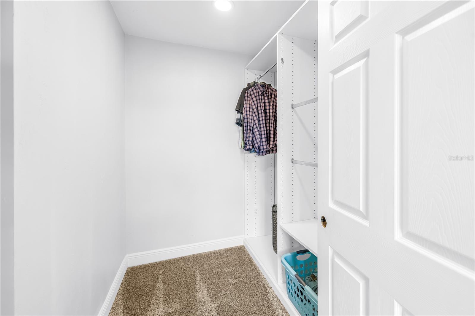 MEADOW LAWN 9TH ADD - Residential