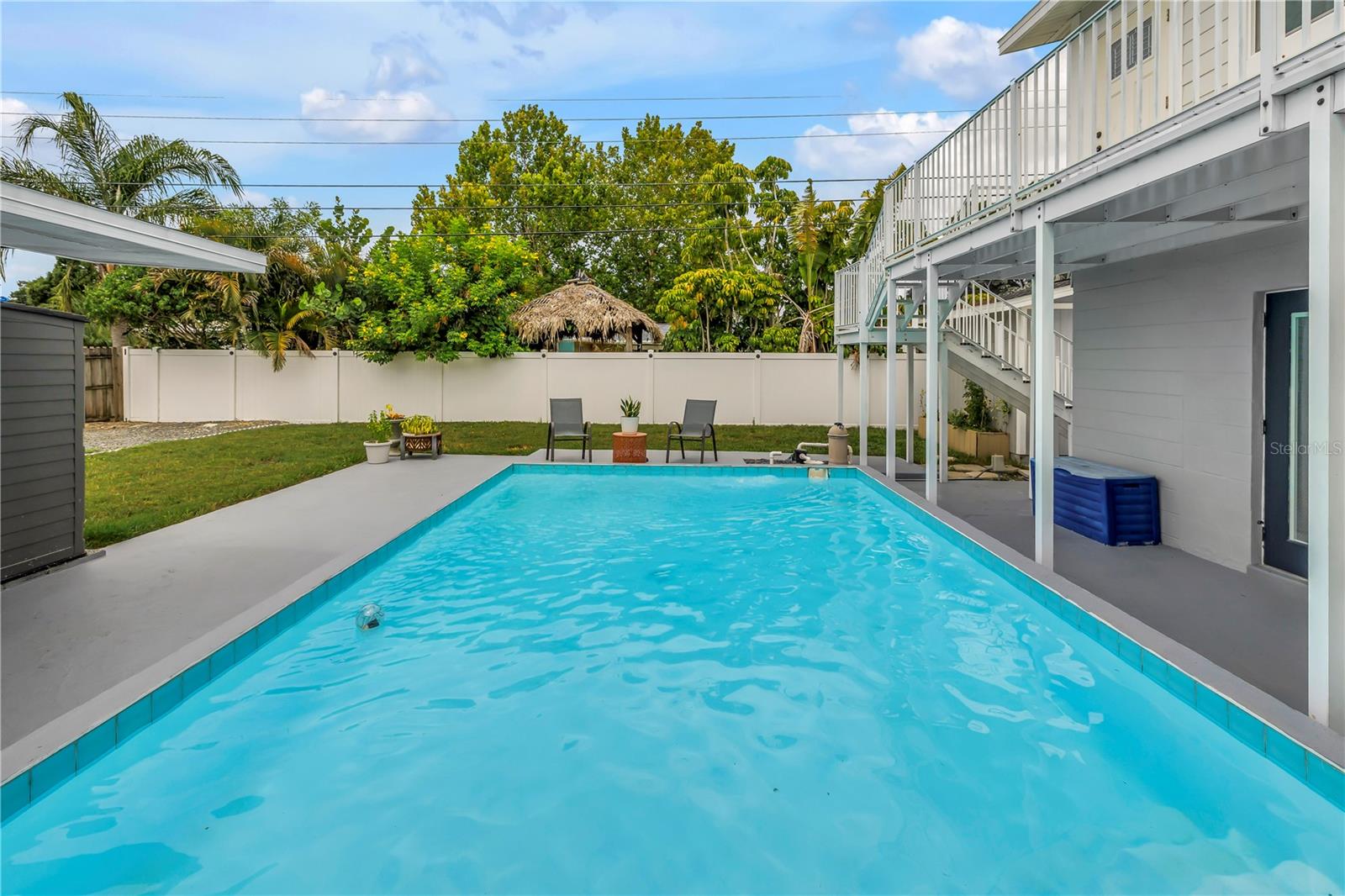 MEADOW LAWN 9TH ADD - Residential