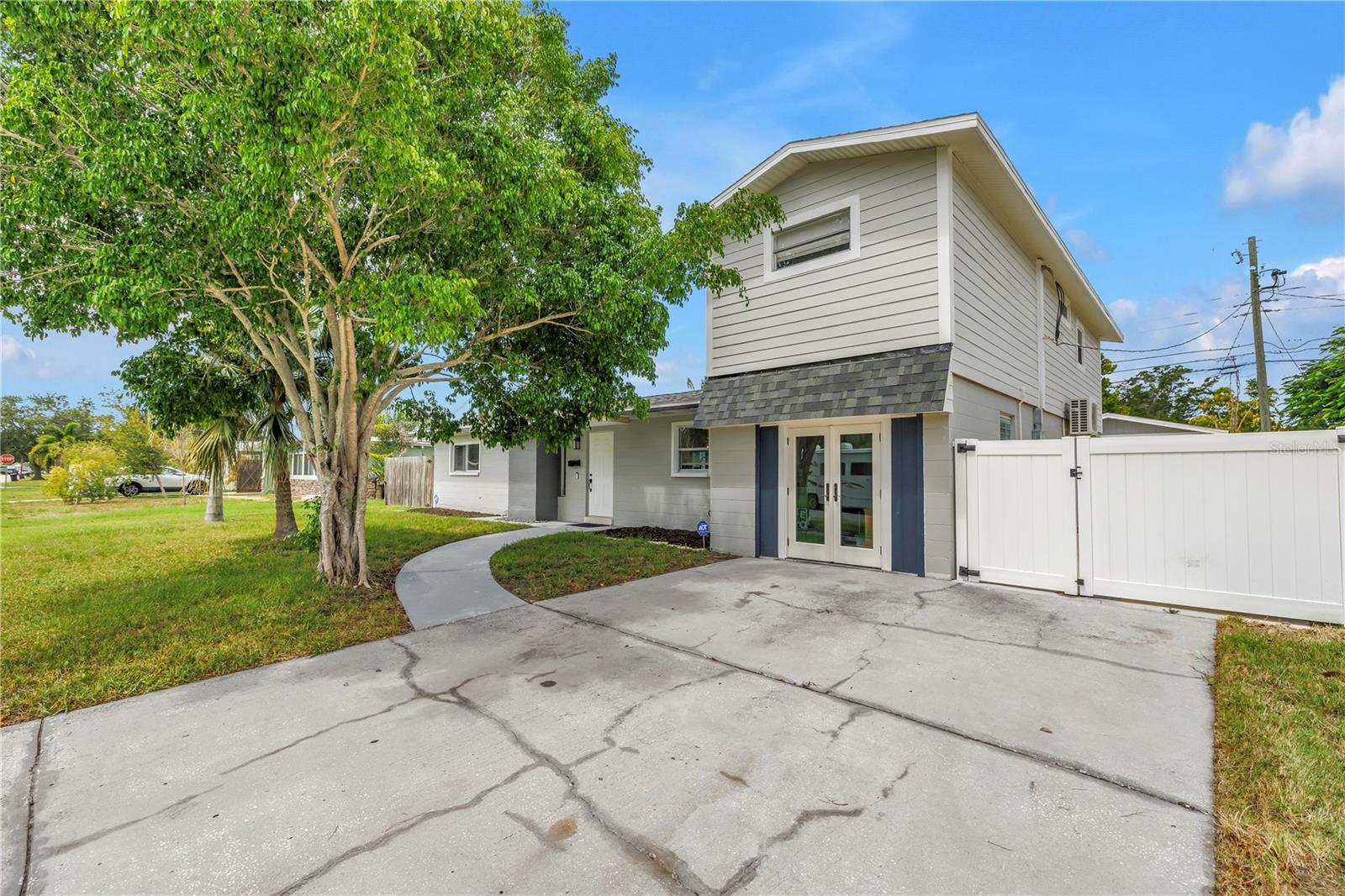 MEADOW LAWN 9TH ADD - Residential