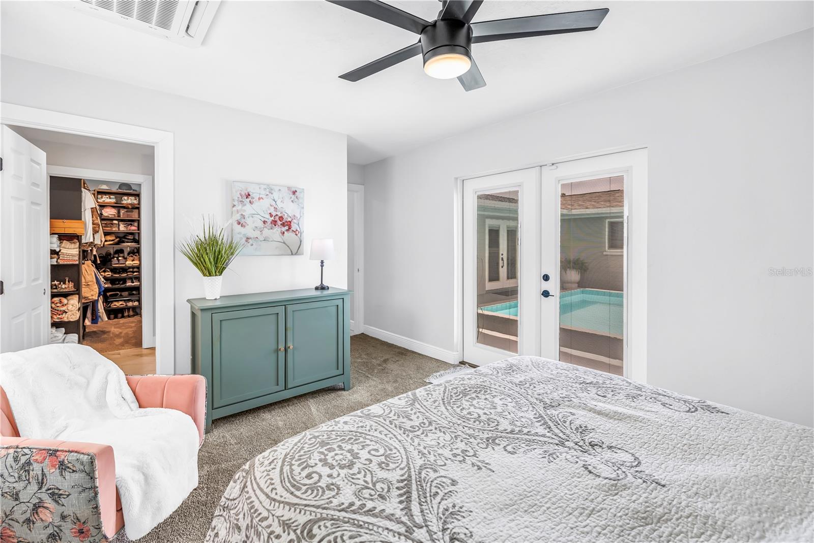 MEADOW LAWN 9TH ADD - Residential