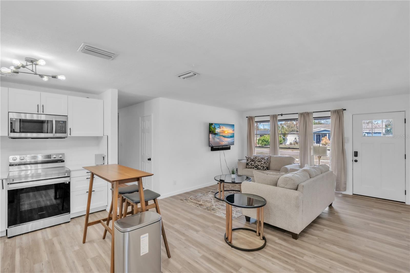 GANDY GARDENS 3 - Residential