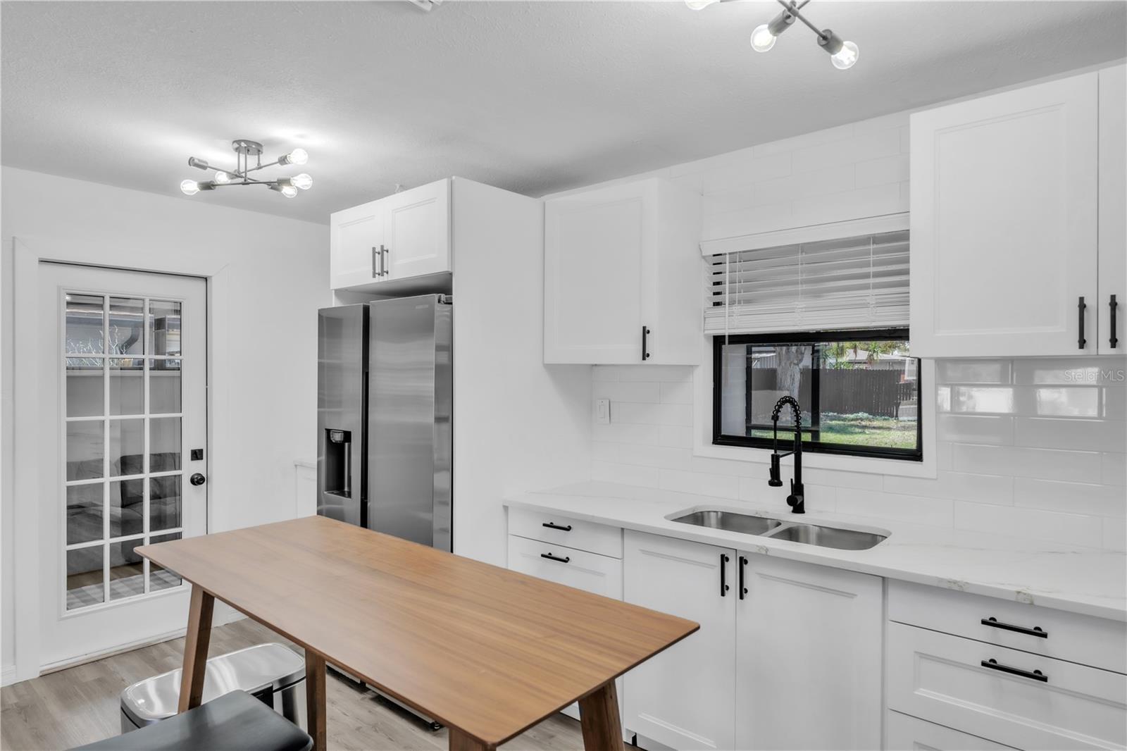 GANDY GARDENS 3 - Residential