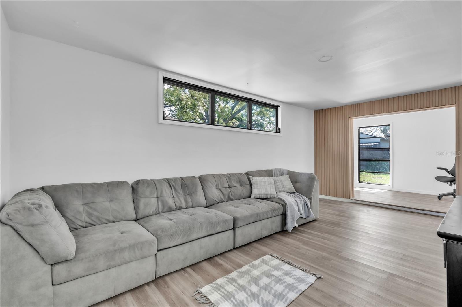 GANDY GARDENS 3 - Residential
