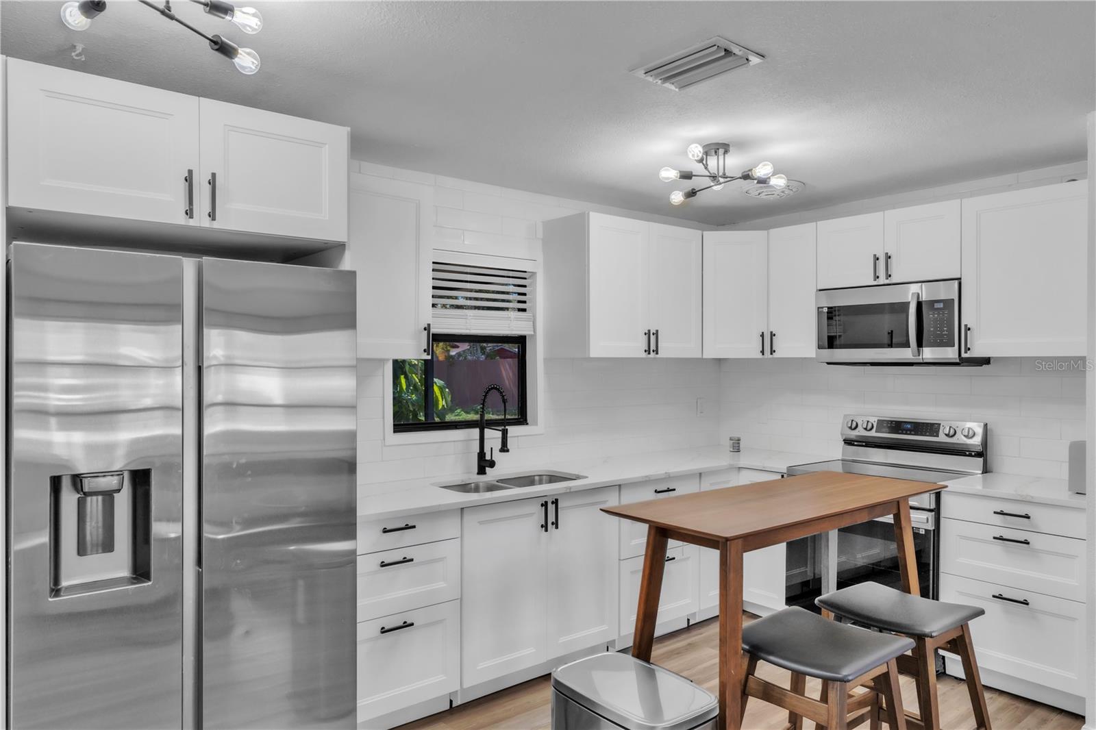 GANDY GARDENS 3 - Residential