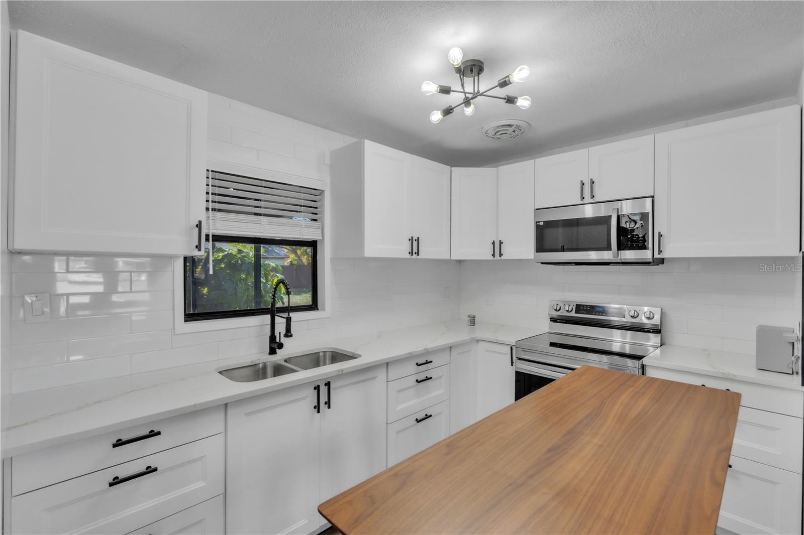 GANDY GARDENS 3 - Residential