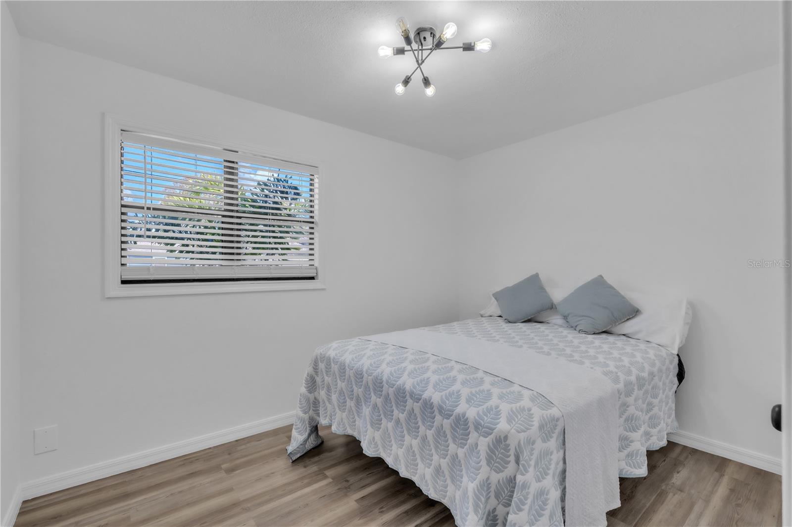 GANDY GARDENS 3 - Residential