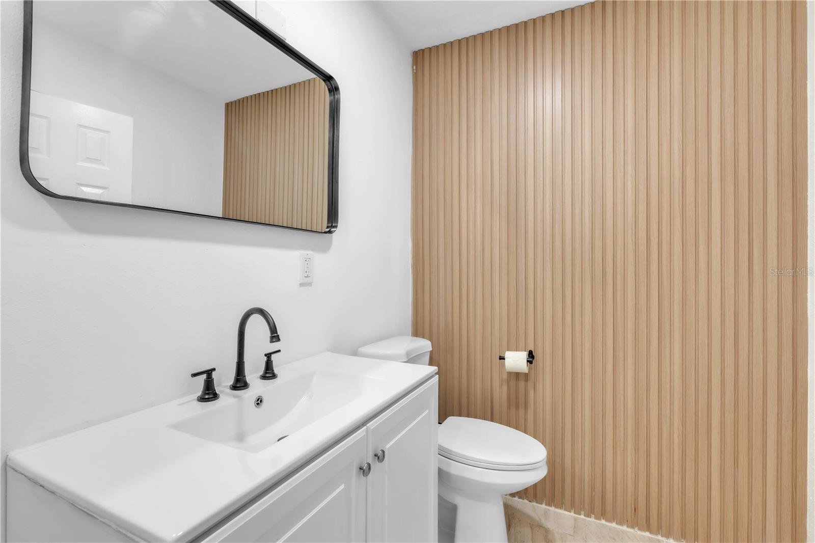 GANDY GARDENS 3 - Residential