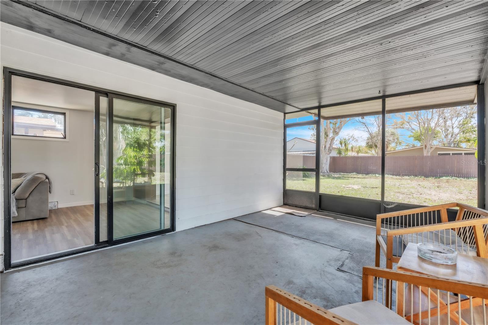 GANDY GARDENS 3 - Residential