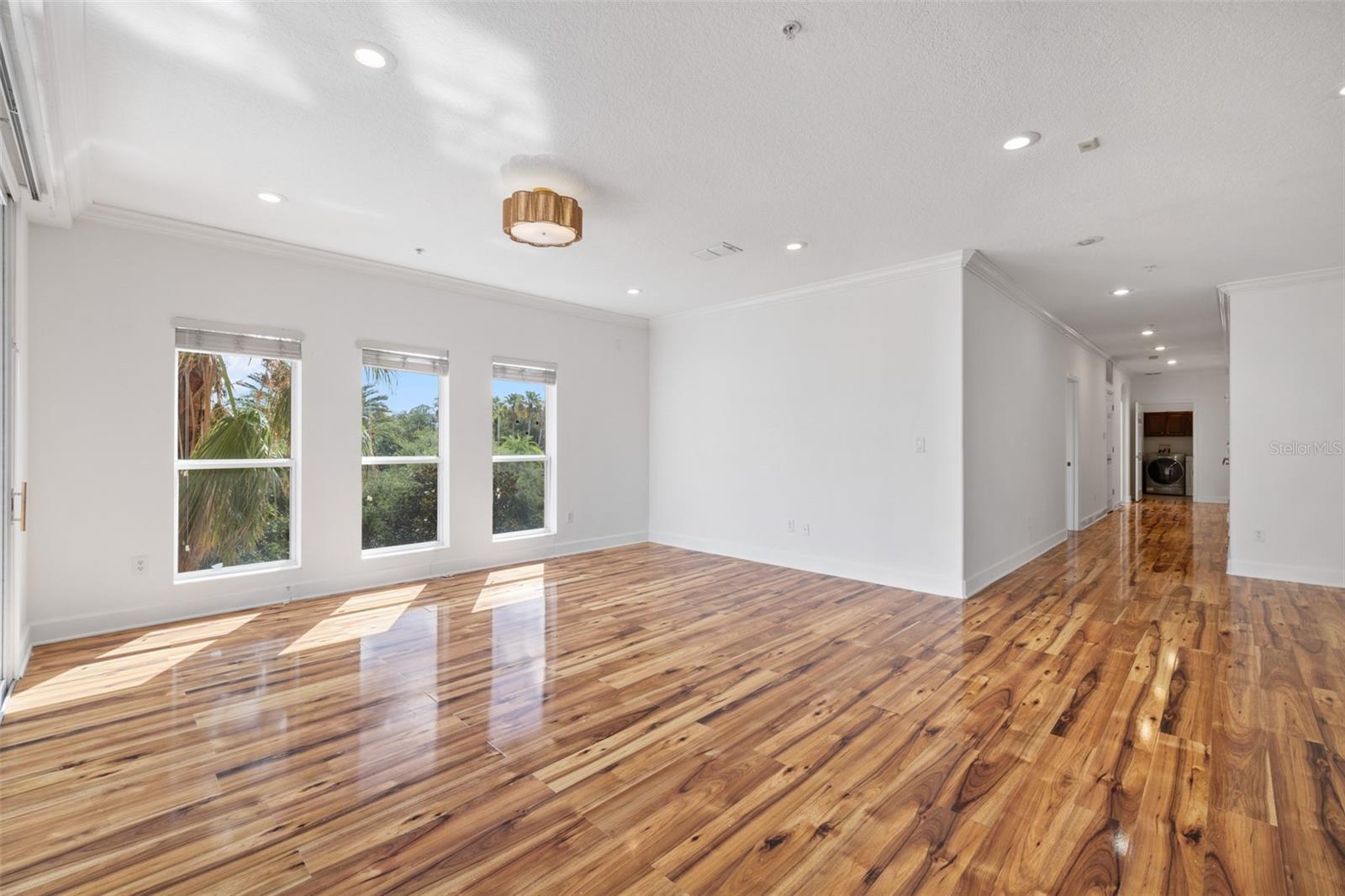 TOSCANA CONDOS - Residential