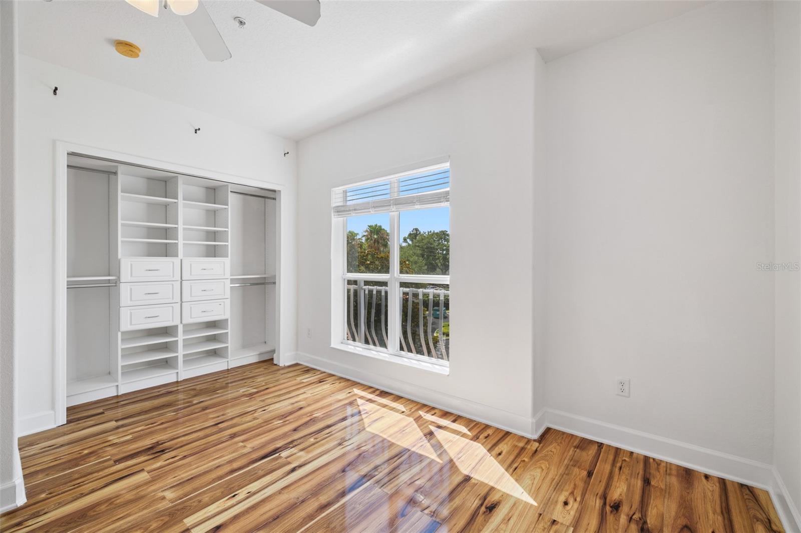 TOSCANA CONDOS - Residential