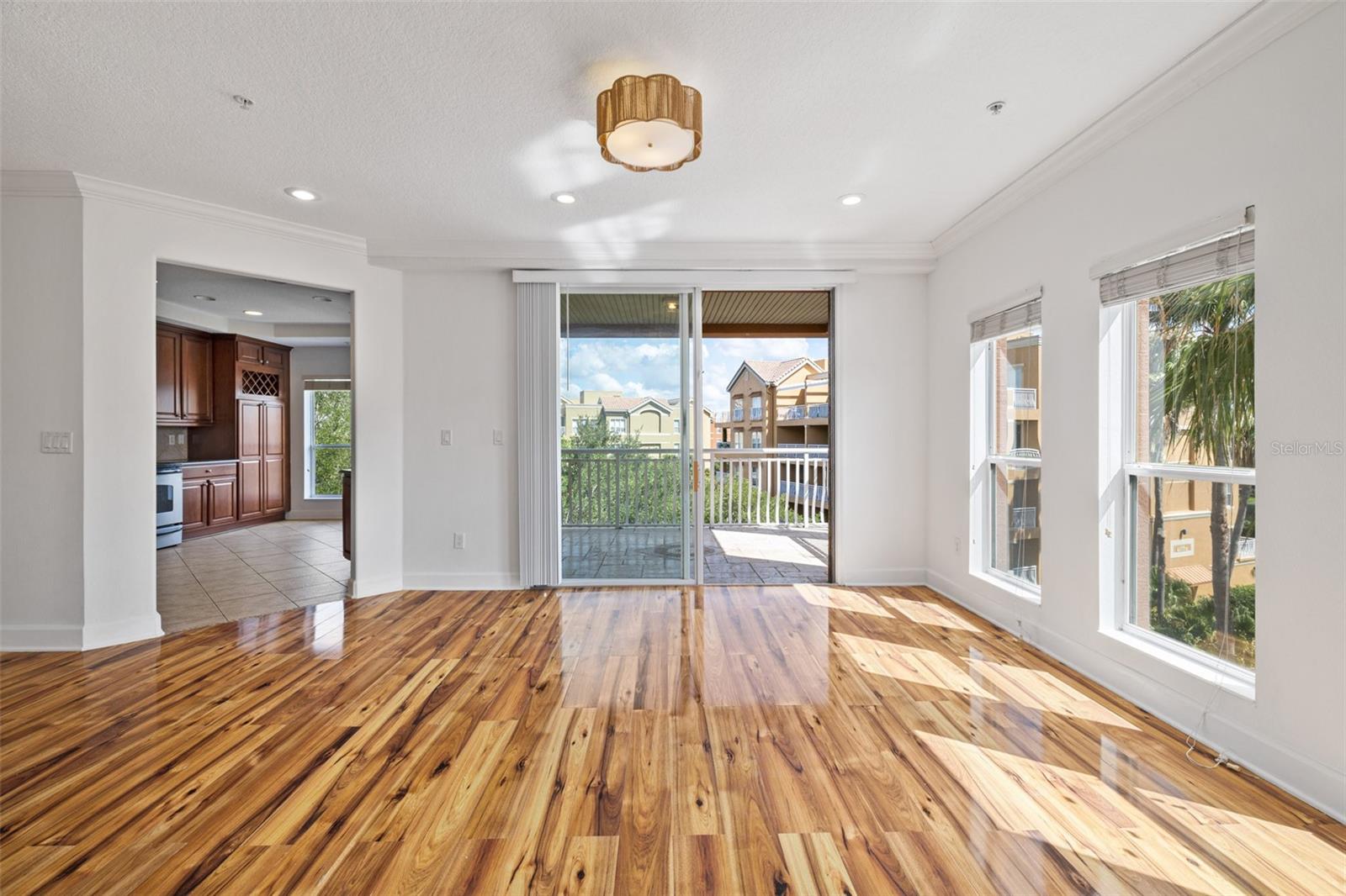 TOSCANA CONDOS - Residential