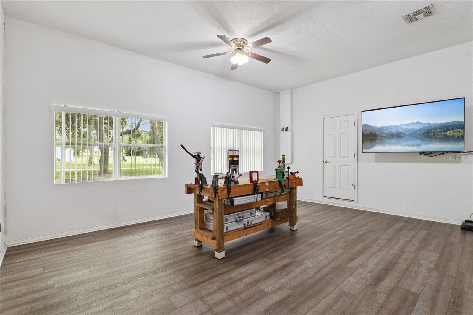 LAKE AVALON RURAL SETTLEMENT - Residential