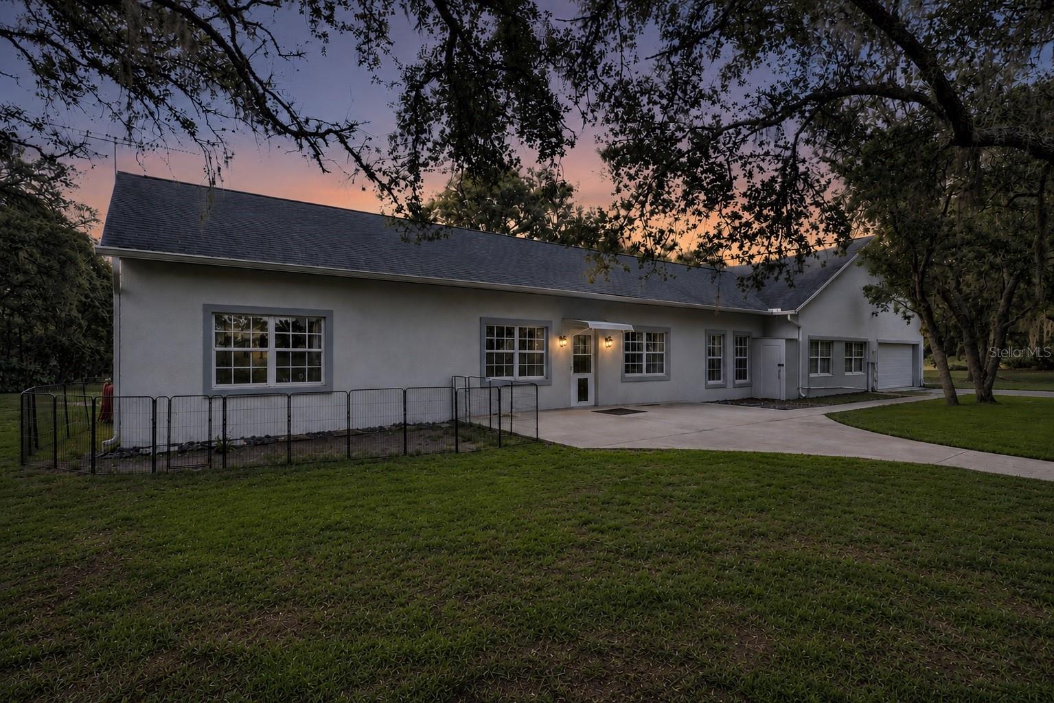 LAKE AVALON RURAL SETTLEMENT - Residential