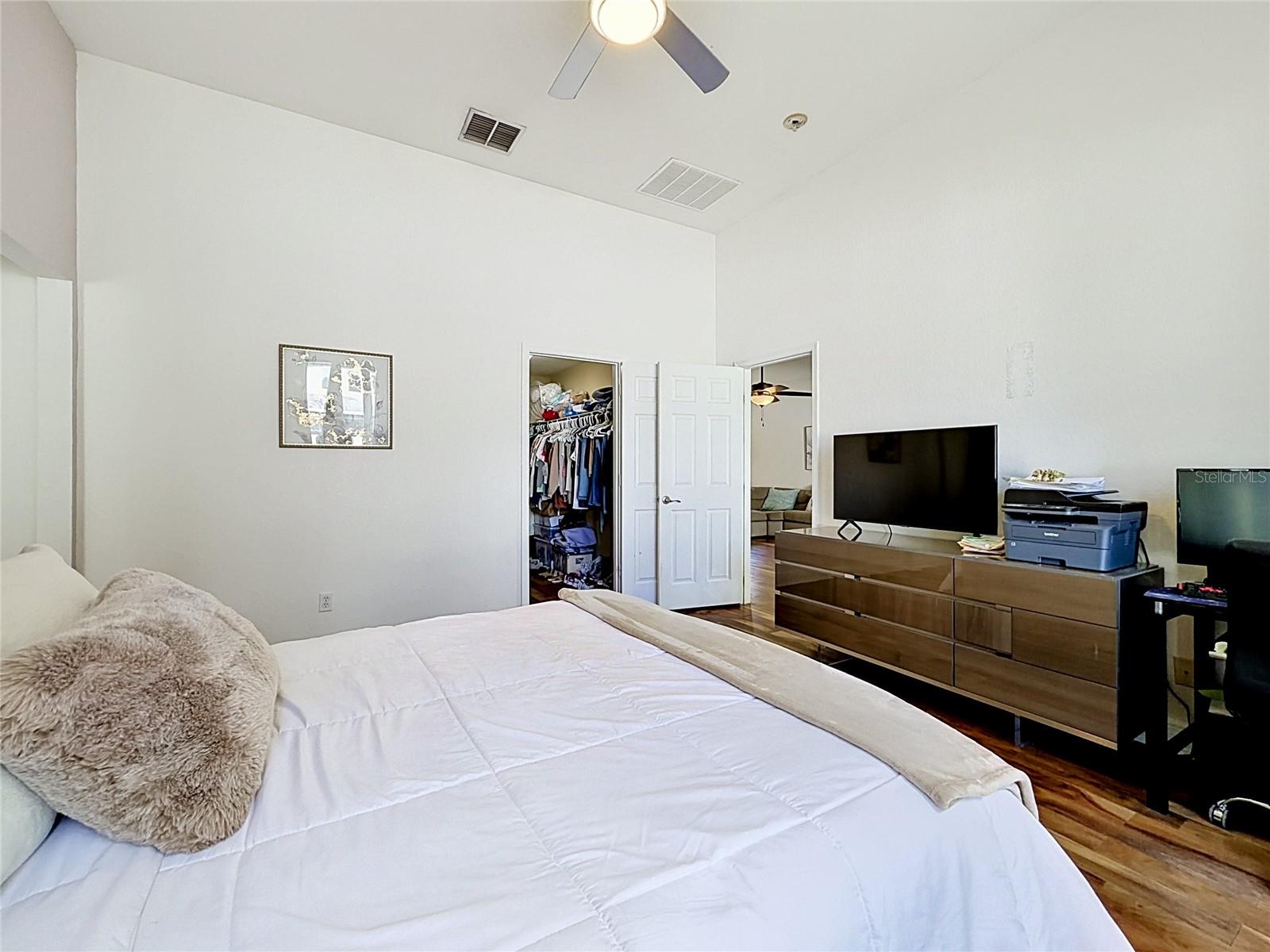 SPRING ISLE - Residential Lease