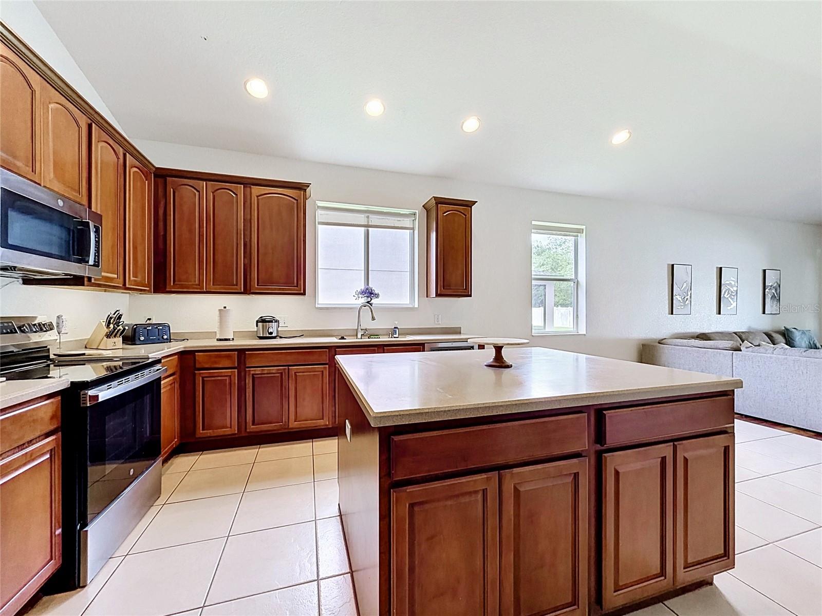 SPRING ISLE - Residential Lease