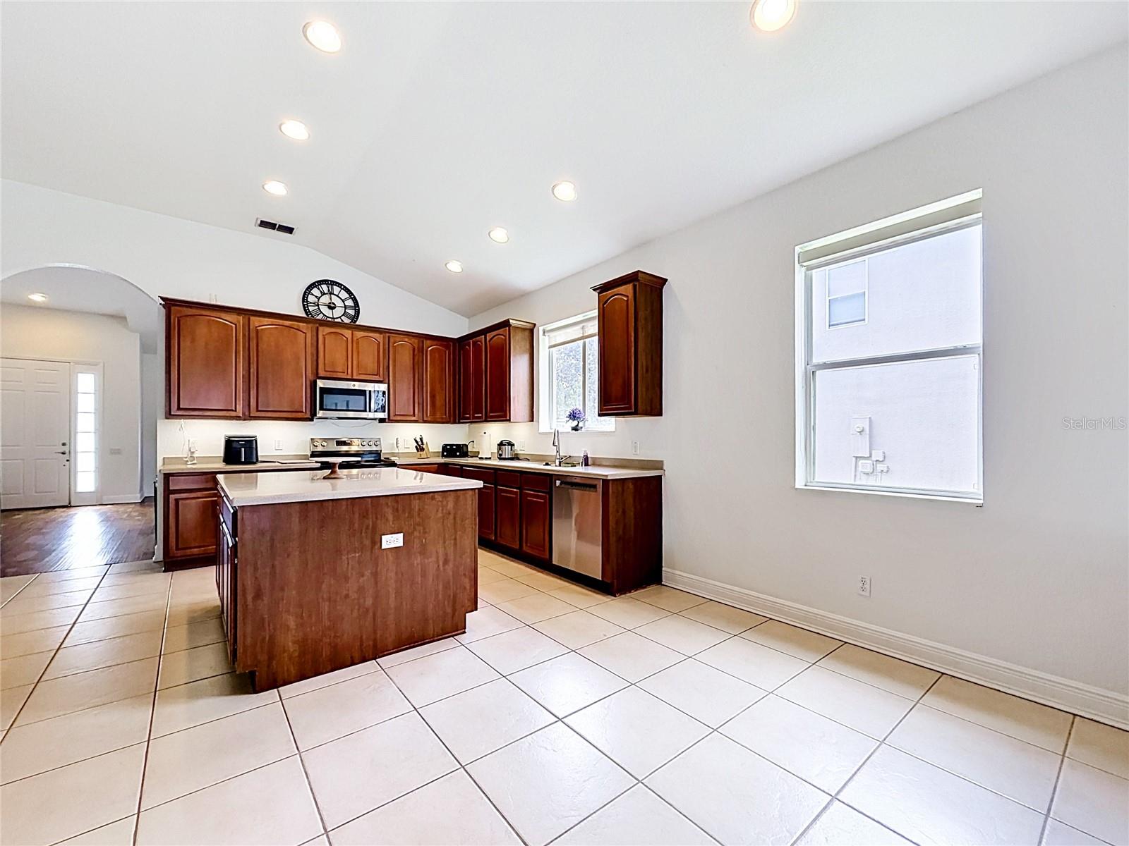SPRING ISLE - Residential Lease