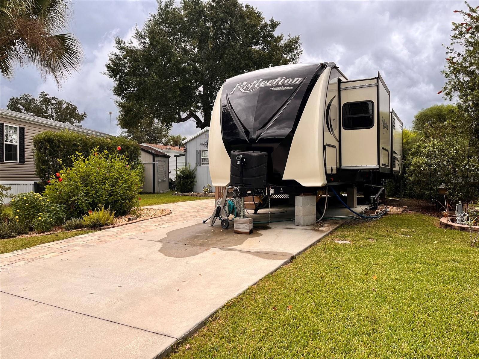 This is a 55+, however if you are not 55yrs old you can still buy in here. You just can't live in it permanently. But you can rent it out when you are not enjoying it for yourself. Can be used for short and /or long term rental. It feels like you are out in the middle of wilderness with the river and the forest. But jump on Hwy 40 and go just 7 miles and everything you want is there. Enjoy the day kayaking from Silver Springs Park take the river down stream you can pull your kayak out here at the resort. There are Jeep trails minutes away. Fine dining and all that historic downtown Ocala has to offer is just minutes away. Kid Friendly 2 weeks at a time are allowed. There is so much to do Kayaking, walking trails, community Pool and many more amenities are offered within the community, Located near multiple state parks such as Silver Springs, Juniper Springs, Salt Springs, Museums, Nature trails. Come and enjoy nature at it's finest.