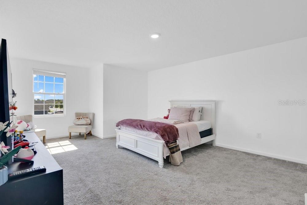 STOREY CREEK PH 1 - Residential