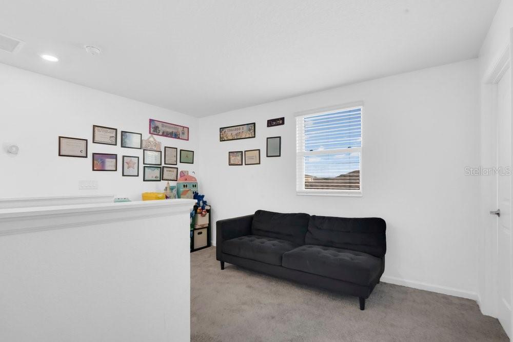 STOREY CREEK PH 1 - Residential