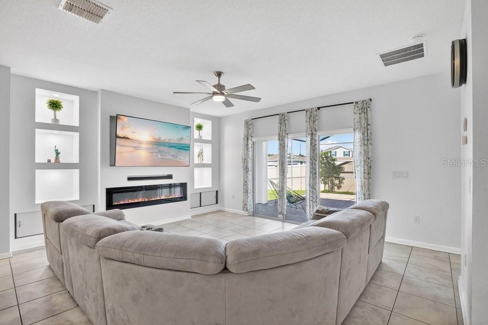 STOREY CREEK PH 1 - Residential
