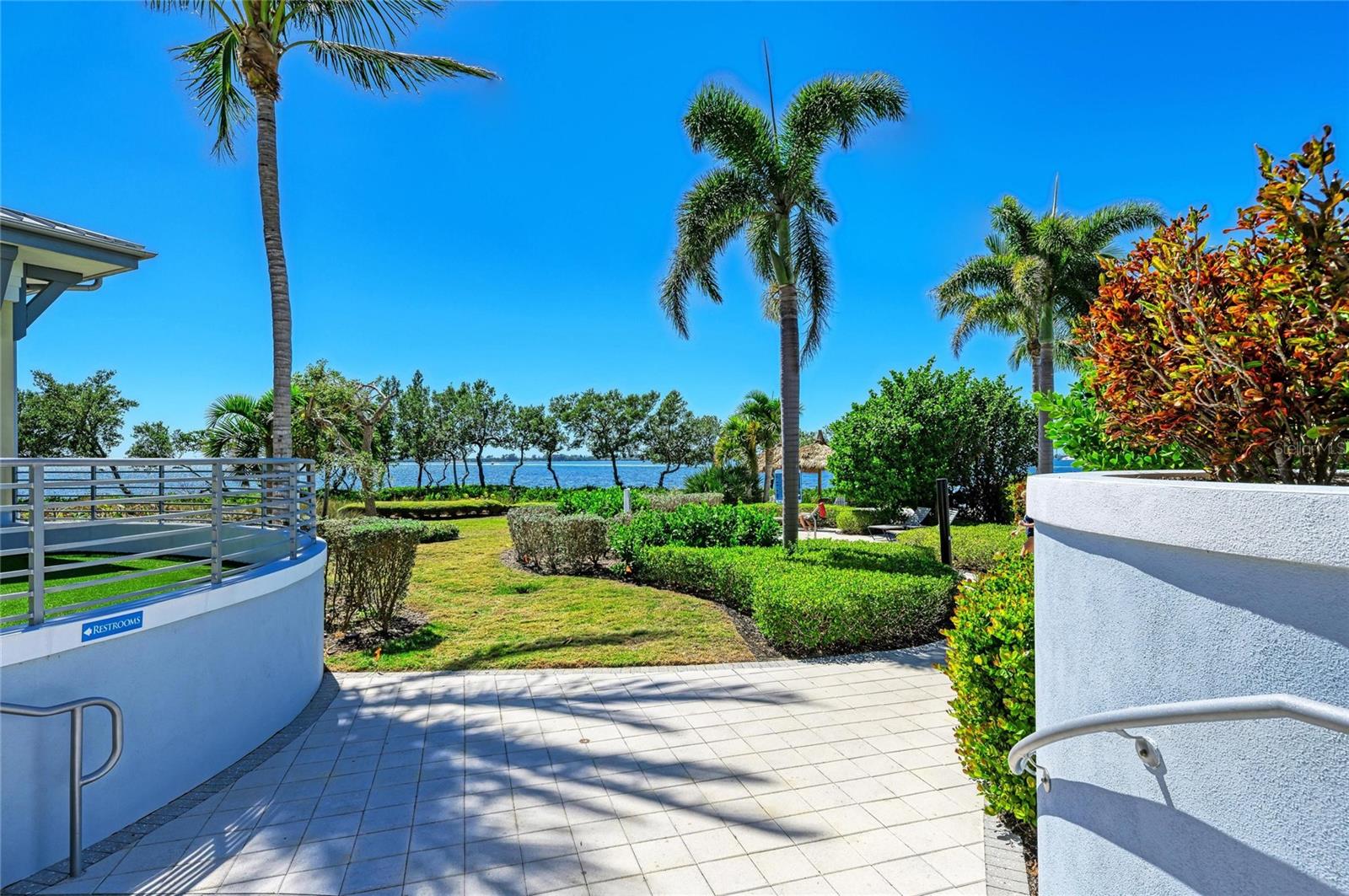 EDGEWATER WALK II/HARBOUR ISLE - Residential