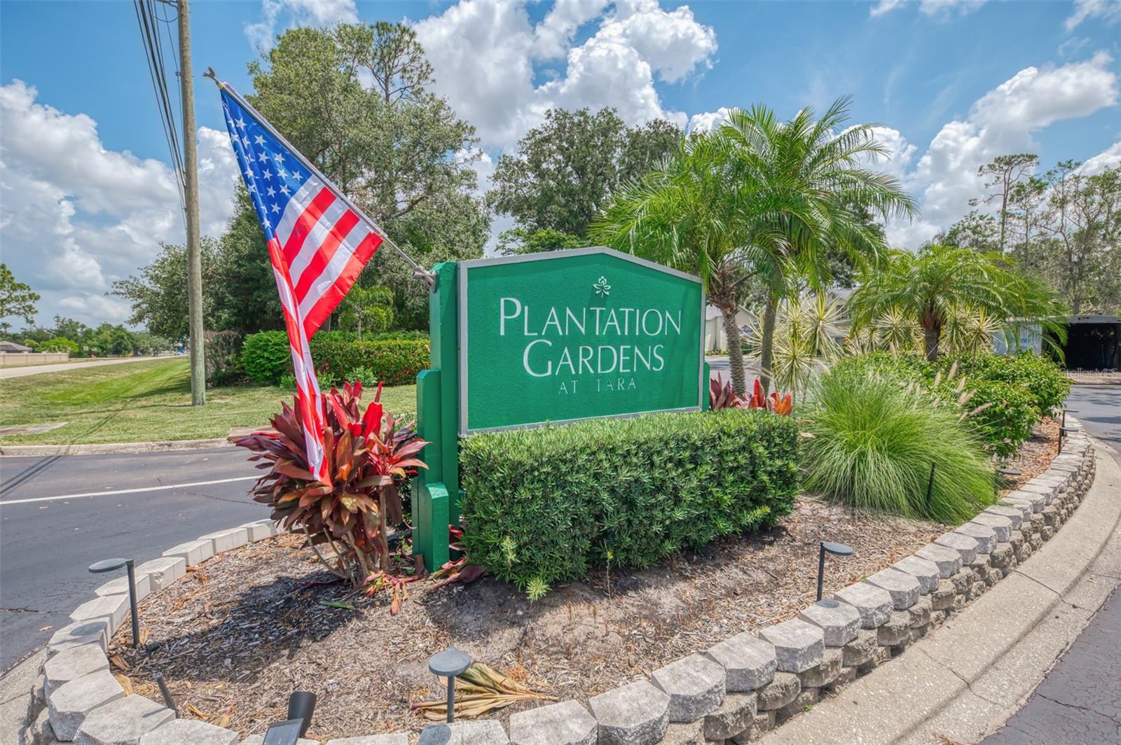 FAIRWAY GARDENS - Residential