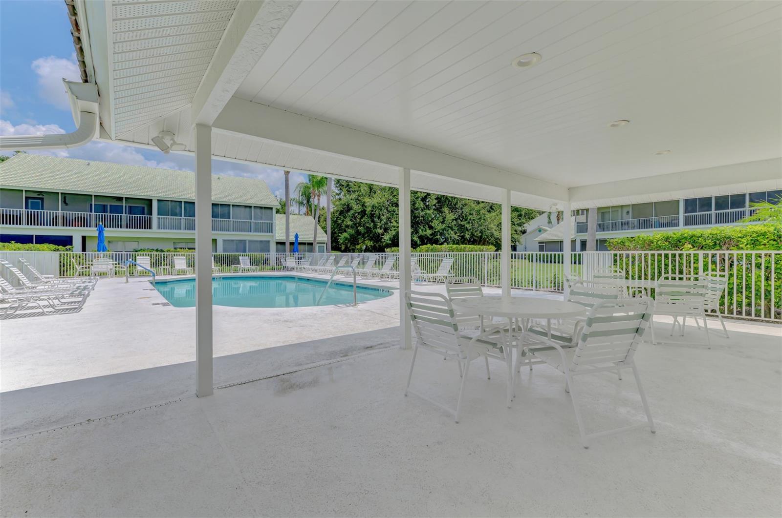 FAIRWAY GARDENS - Residential