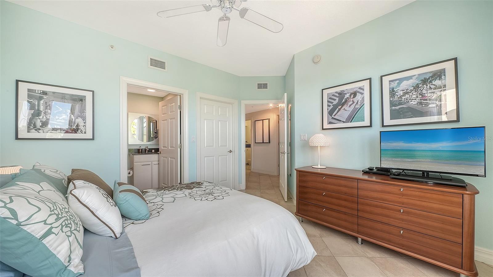 MERIDIAN AT THE OAKS PRESERVE - Residential
