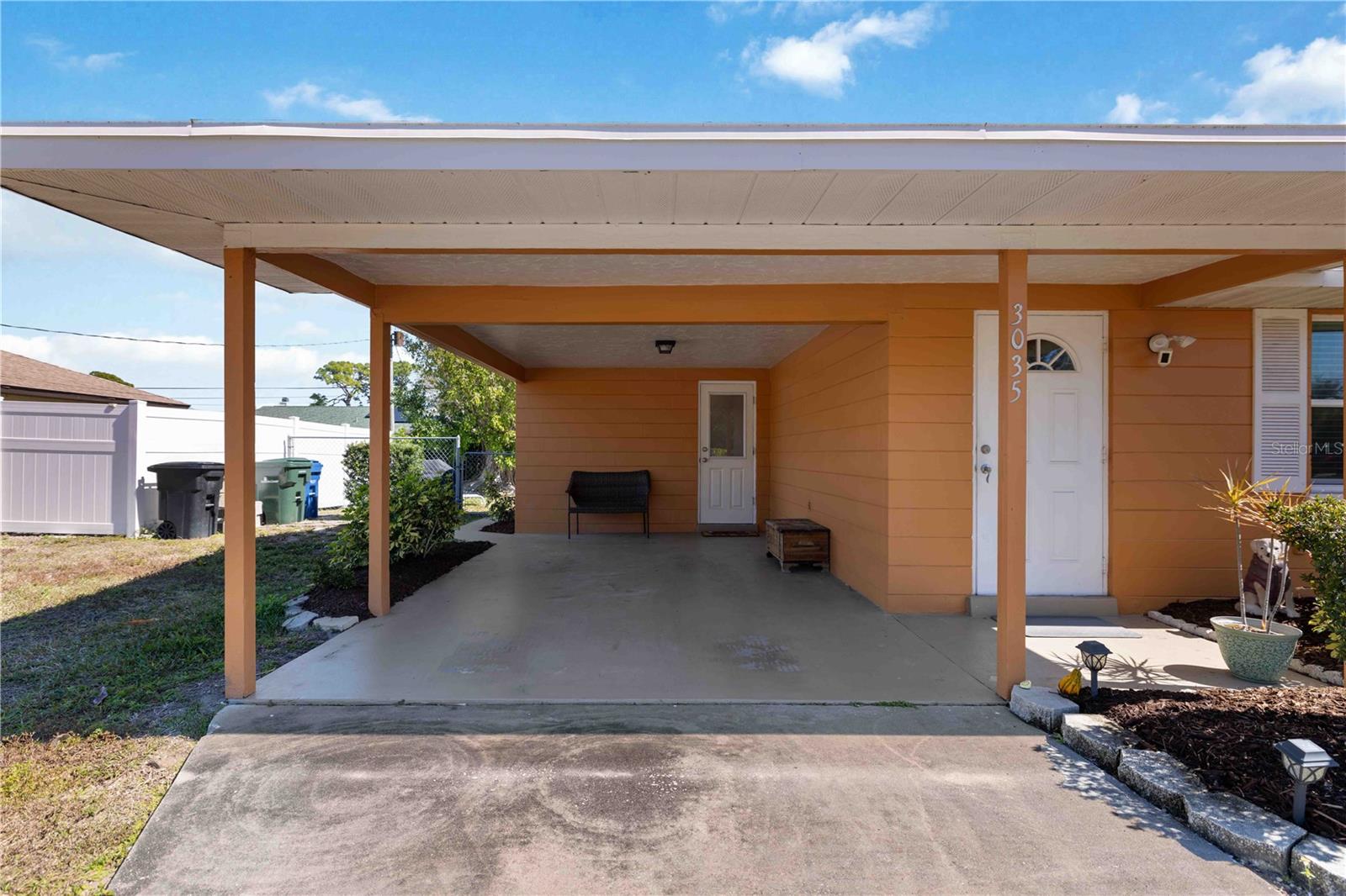 SOUTH VENICE - Residential