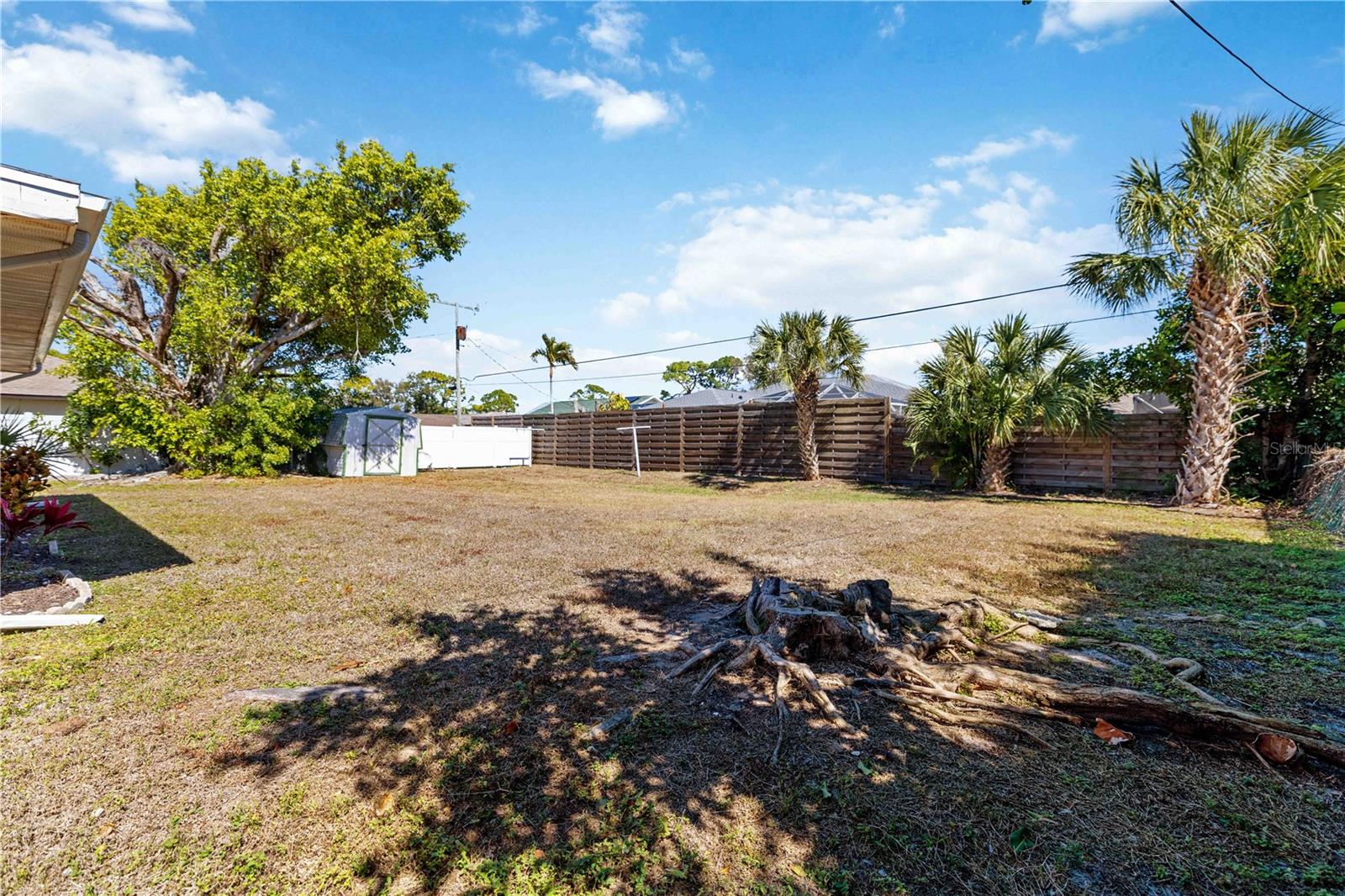 SOUTH VENICE - Residential