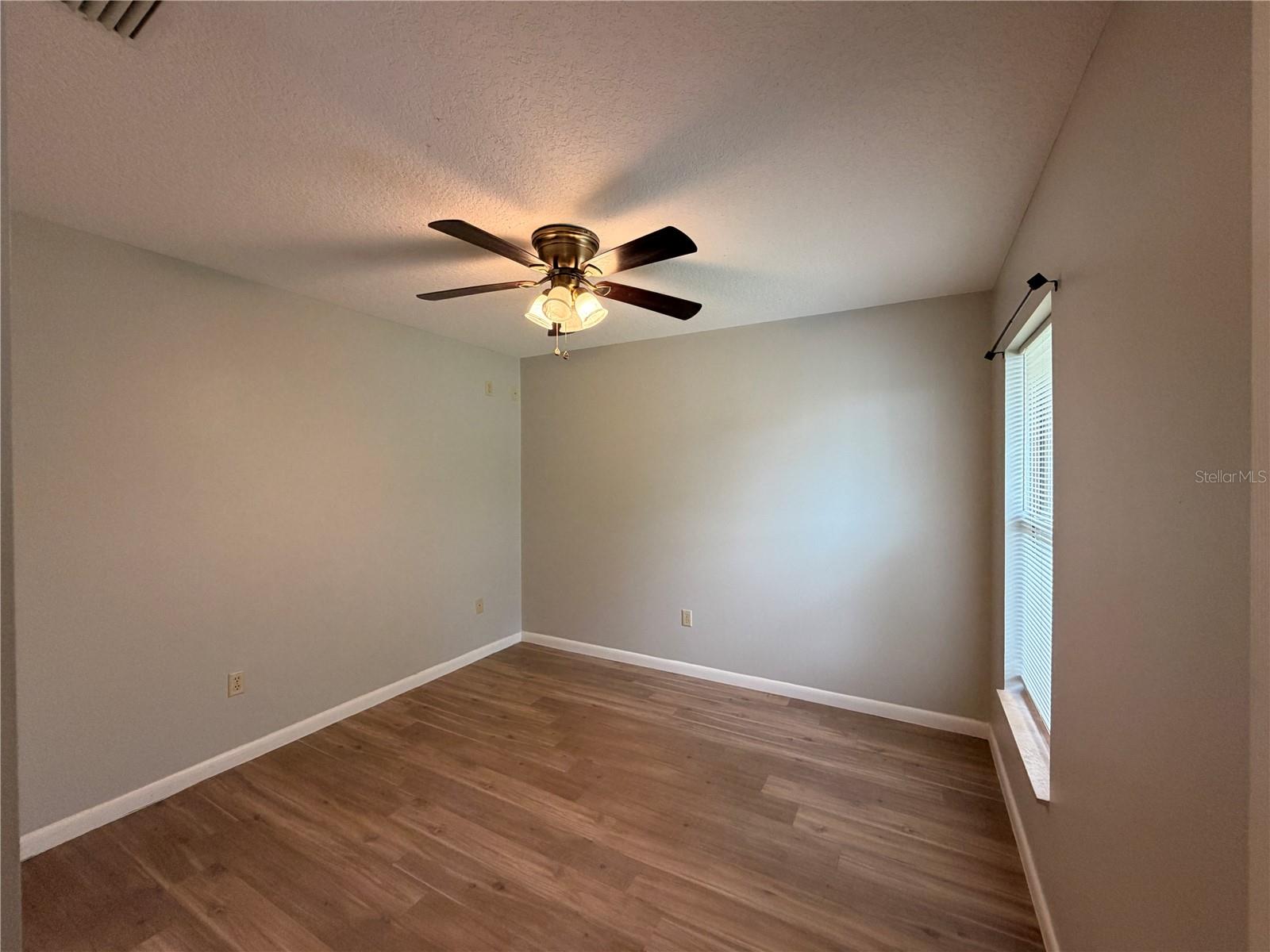 INVERNESS HEIGHTS UNIT 02 - Residential