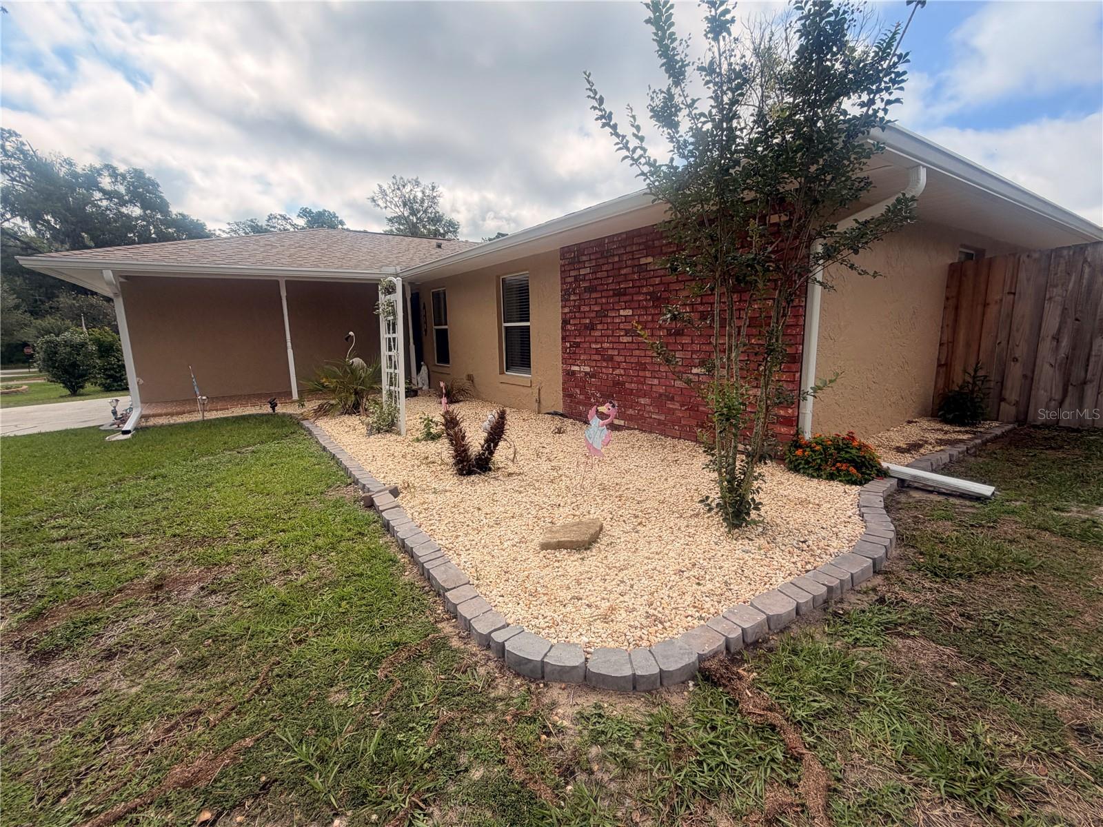INVERNESS HEIGHTS UNIT 02 - Residential