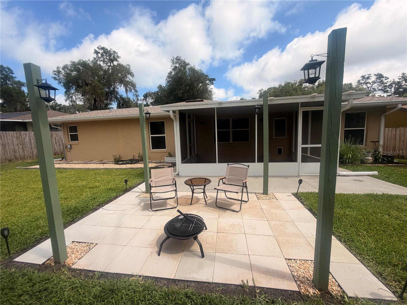 INVERNESS HEIGHTS UNIT 02 - Residential