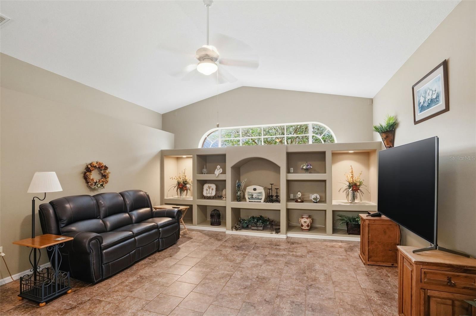 PRISTINE PLACE PH 1 - Residential